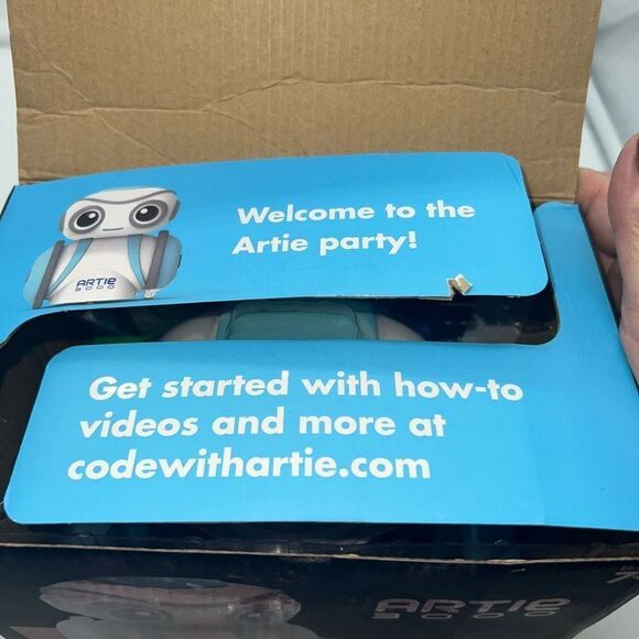 Artie 3000™ - Programmable Drawing Robot‎ Set - Picture 10 of 10